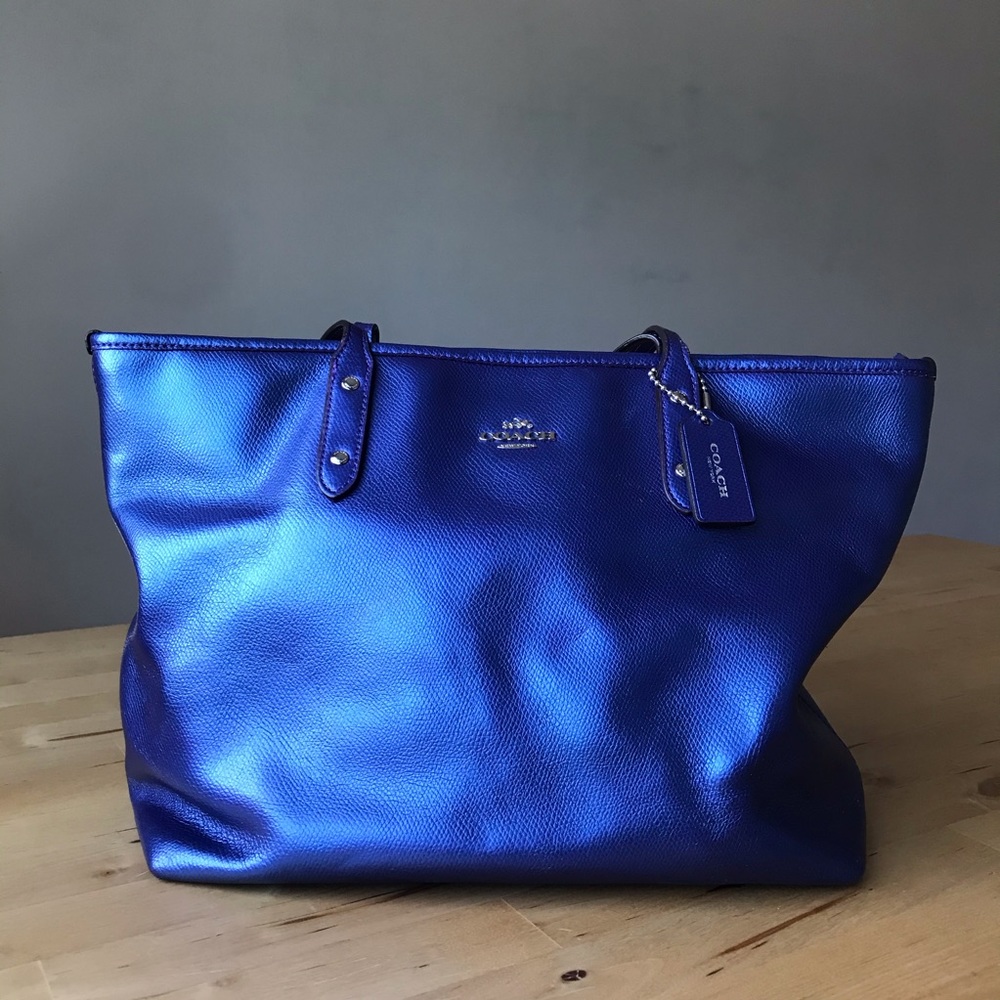 Coach metallic leather shoulder tote bag purple